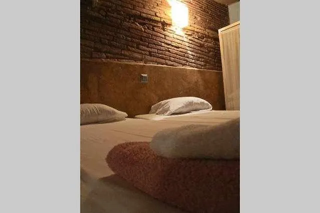 Apartamento La Boqueria 4 Apartment Barcelona 0*,
