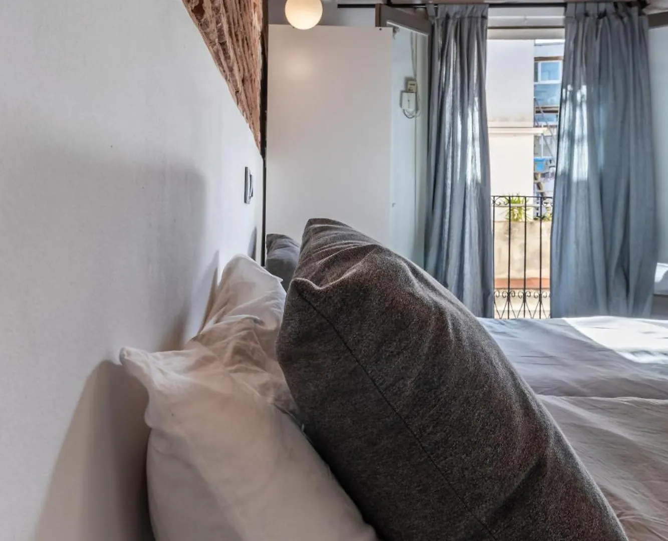 Apartamento La Boqueria 4 Apartment Barcelona